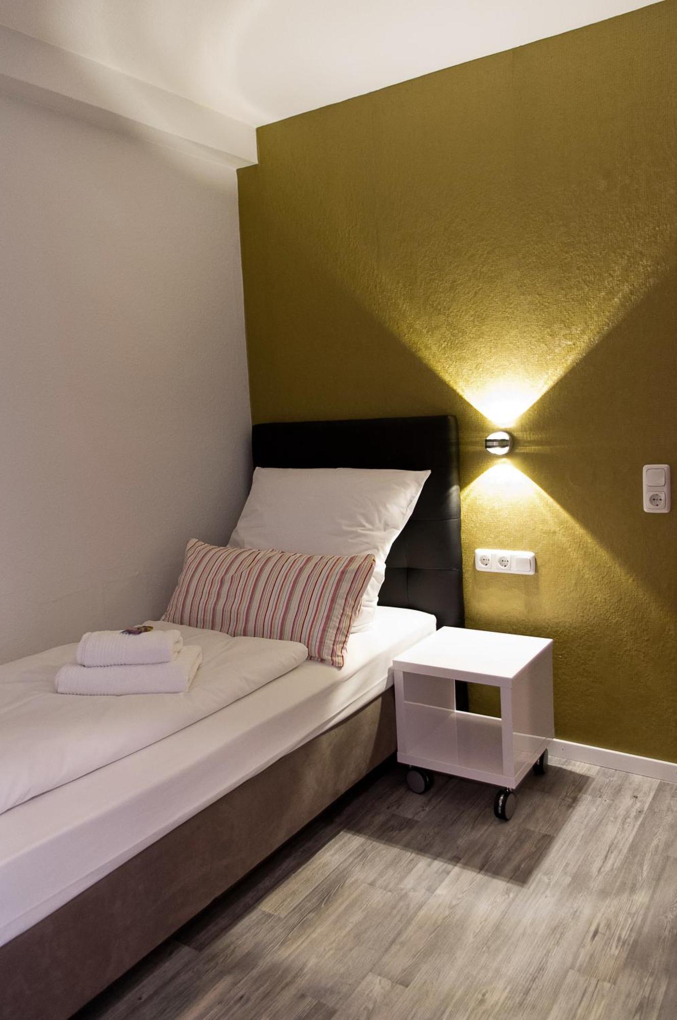 Arthotel Ana Gold Augsburg Room photo